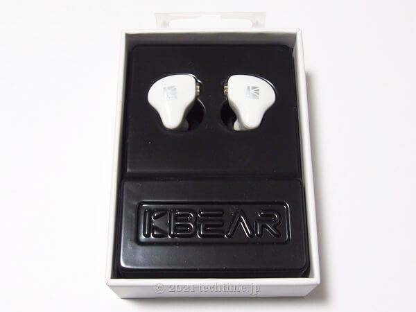 KBEAR KS1の内箱の白背景画像